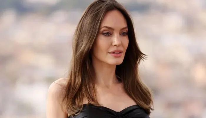 Angelina Jolie reaches Yemen to aid refugees amid attack on Ukraine