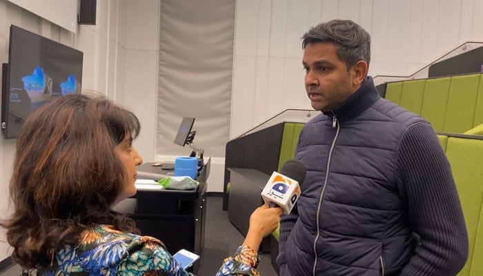 Ex-CEO PCB Wasim Khan MBE speaking to Geo News after interacting with Pakistani students of the University of Warwick. — Provided by the reporter