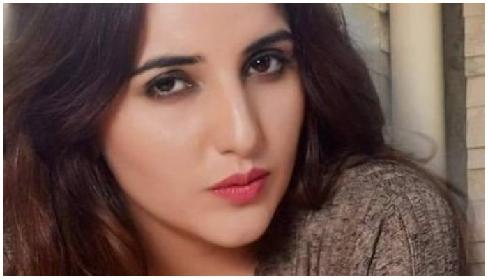 Bintang TikTok Hareem Shah menanggapi ‘pembicaraan sektarian’ setelah ledakan Peshawar
