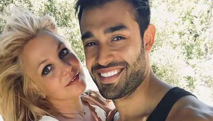 Britney Spears makes big announcement
