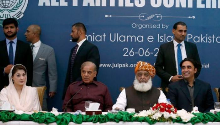 Pakistans opposition parties leaders, from left, Maryam Nawaz, Shahbaz Sharif, Maulana Fazalur Rehman, Bilawal Bhutto Zardari. Photo: Arab News/file