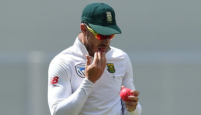 South African captain Faf du Plessis uses saliva to shine the ball. Photo: AAP