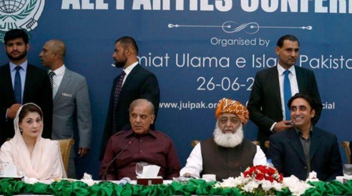 No-trust motion: Opposition establishes legal committee, jacks up security of members