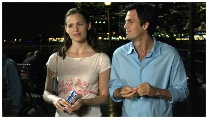 Mark Ruffalo and Jennifer Garner reflect on the days of ’13 Going on 30’: Video