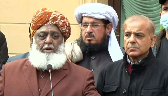 PDM chief Maulana Fazlur Rehman (L) and PML-N President Shahbaz Sharif (R). — Screengrab