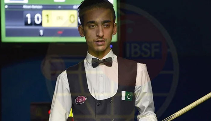 Ahsan Ramzan dari Pakistan memenangkan gelar Kejuaraan Snooker Dunia IBSF
