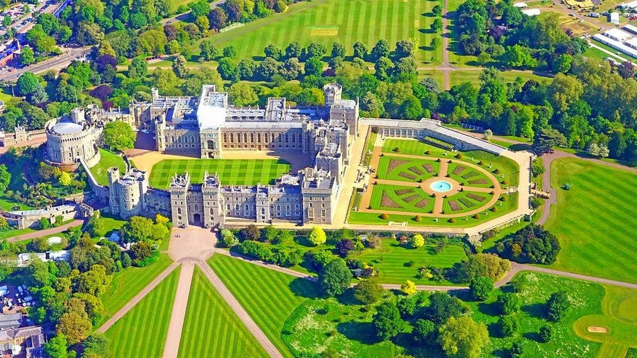 Queen Elizabeth keeping Windsor Castle escape hatch ‘tucked away’ for emergencies