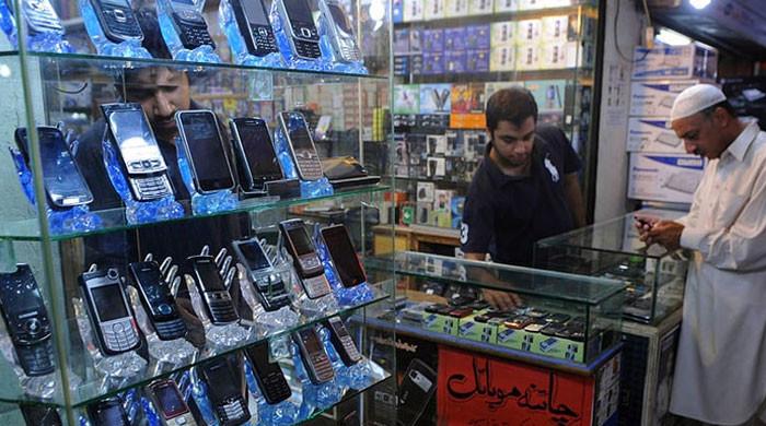 New SOPs for sale and purchase of mobile phones in Karachi