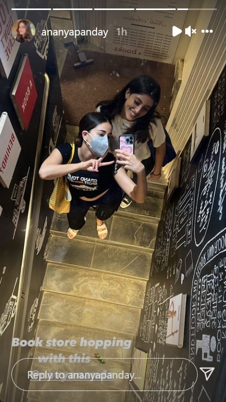 Ananya Panday leaves fans in awe with her latest selfie from book store