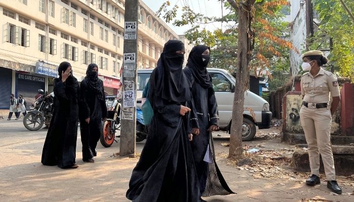 India court upholds Karnataka states ban on hijab in class. Photo: REUTERS