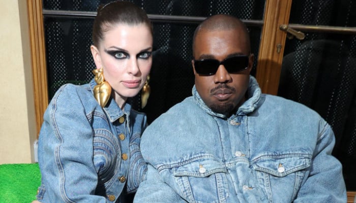 Kanye West ‘tidak berbahaya’, kata mantan inspirasi Julia Fox
