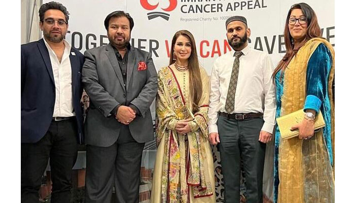 Reema Khan standing along with the event organisers. — Provided by the author
