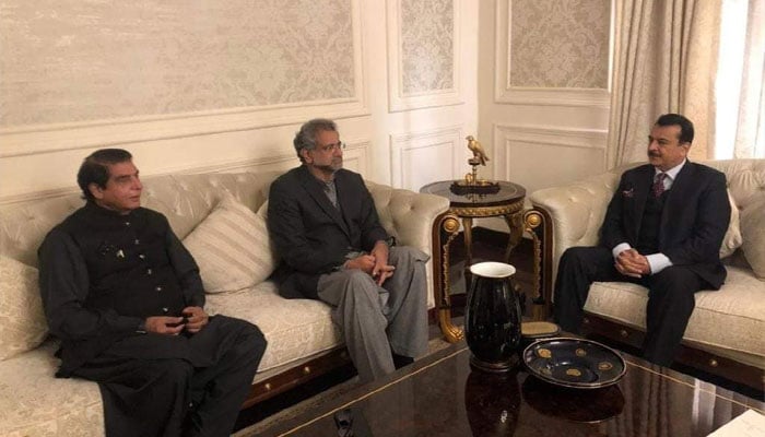 (L-R) Raja Pervaiz Ashraf, Shahid Khaqan Abbasi, and Yousuf Raza Gillani. — Twitter/@BeenishSaleem