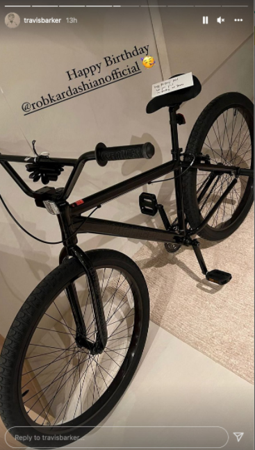 Kourtney Kardashian, Travis Barker give THIS joint gift to Rob on his birthday