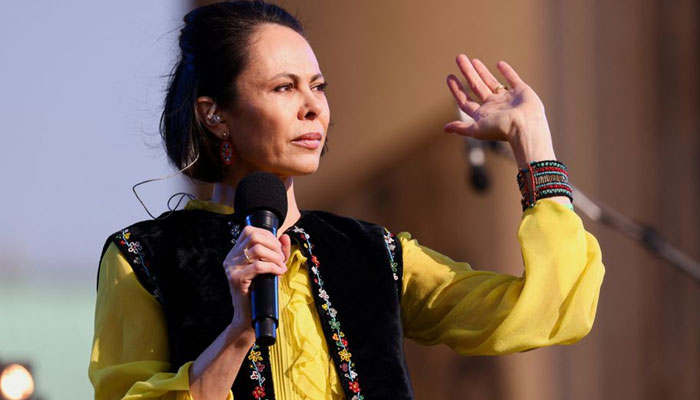 Berlin concert draws 10,000 in solidarity with Ukraine