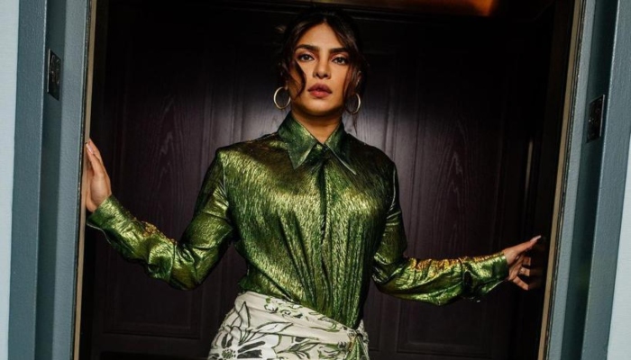 Priyanka Chopra turns host at pre-Oscars event alongside Mindy Kaling, Kumail Nanjiani