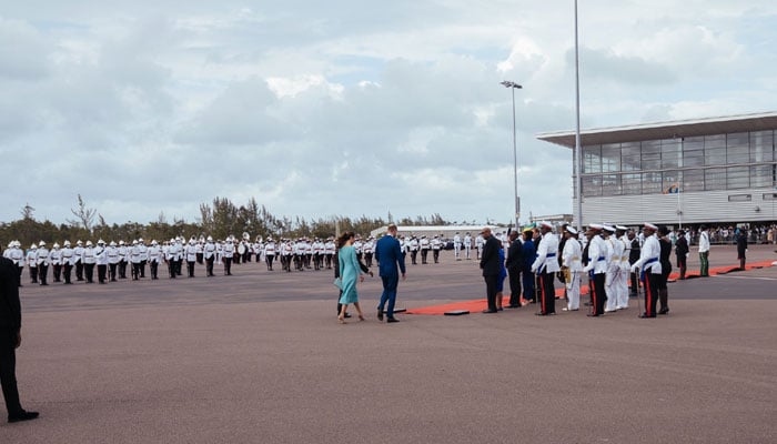 Kate Middleton, Prince William arrive in The Bahamas