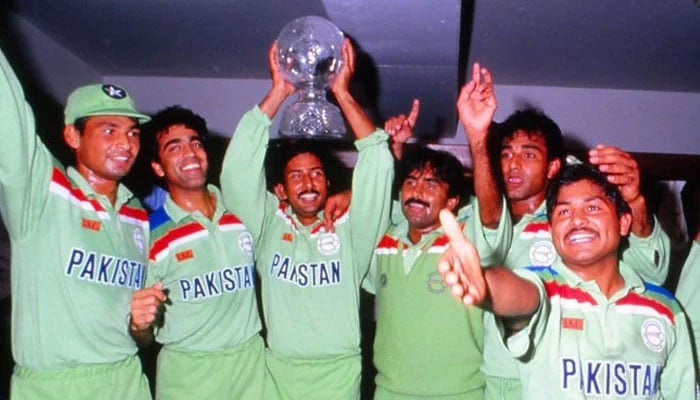 Pakistan team members celebrating with 1992 World Cup trophy — ICC