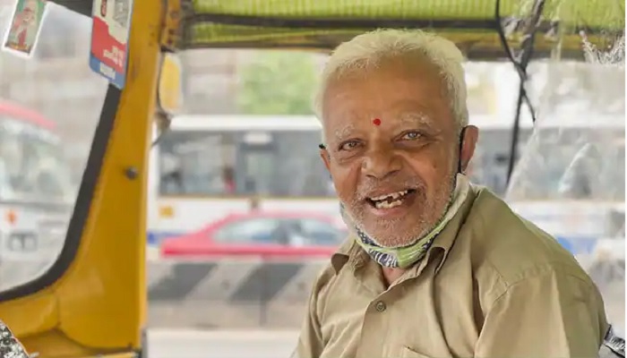 Patabi Raman has been driving an auto-rickshaw for 14 years.&mdash; LinkedIn/Nikita Iyer