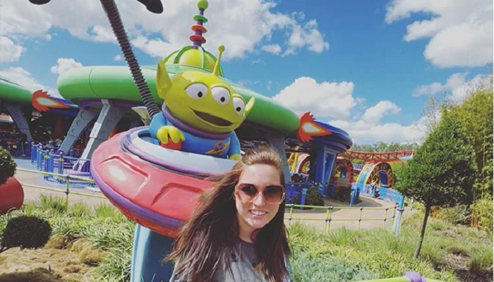 Liz Gramlich donates her plasma to afford her Disney obsession.—Instagram/@lizgramlich