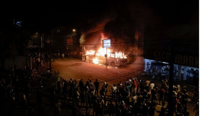 Jam malam di Sri Lanka, protes keras atas krisis ekonomi