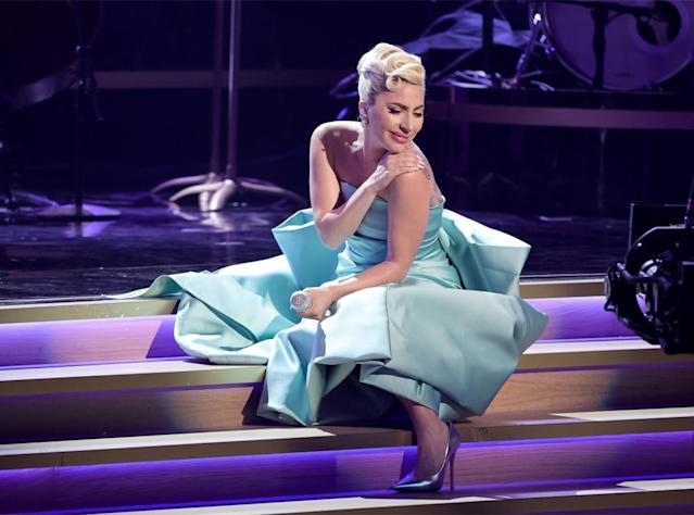Lady Gaga pays heartfelt tribute to Tony Bennett at 2022 Grammys