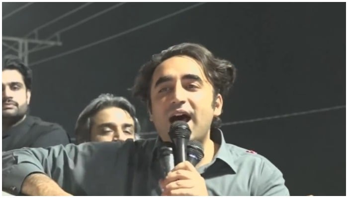 PPP-Chairman Bilawal Bhutto-Zardari addressing his party workers in Sukkur on Monday. — Screengran via Twitter/PPP Media Cell