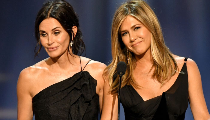 Jennifer Aniston reacts to Courteney Cox single-handedly keeping Friends fandom alive