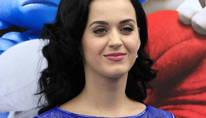 Katy Perry channels her ‘inner goof’ with different facial expressions at work: See