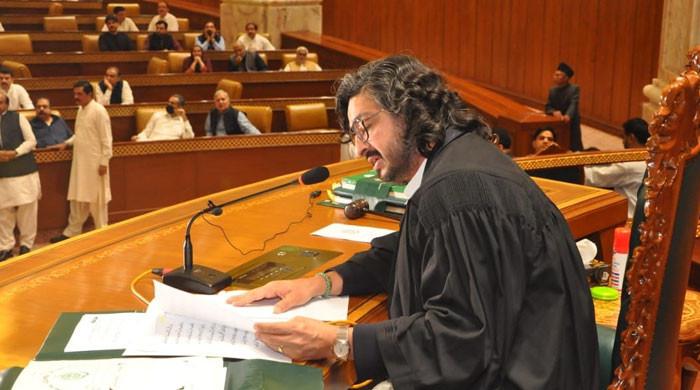 PTI submits no-trust motion against Deputy Speaker Punjab Assembly Dost Muhammad Mazari