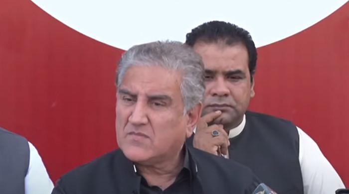Qureshi refutes Maryam's claim, says 'threat letter' was not 'fake'