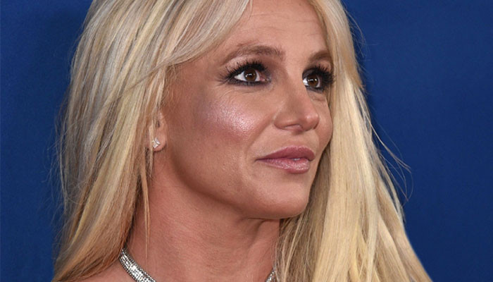 Britney Spears menggelitik tulang rusuk dengan cerita lucu tentang kejenakaan yang canggung