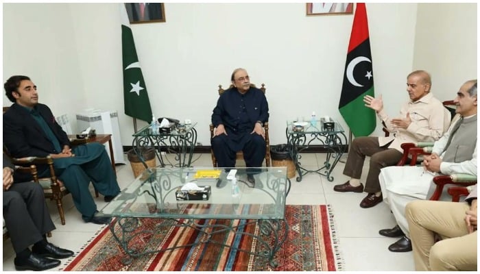 PPP Chairman Bilawal Bhutto-Zardari (L), PPP Co-chairman Asif Ali Zardari and PML-N President Shahbaz Sharif. — Twitter/Habib_Jan_PPP