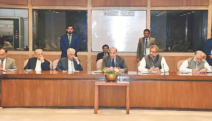 Leader of the Opposition Shahbaz Sharif chairs a meeting of the PML-N’s parliamentary party at Parliament House. —INP/File