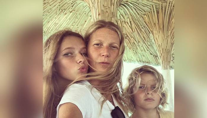 Gwyneth Paltrow’ kids alter her mother’s mobile’s wallpaper featuring stepfather’s shirtless photo