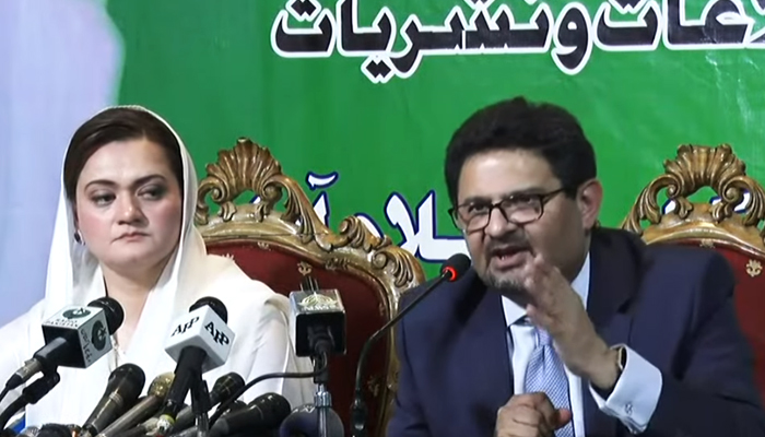 Newly appointed Finance Minister Miftah Ismail (right) addressing a press conference at the National Press Club in Islamabad, on April 20, 2022. — YouTube/HumNewsLive