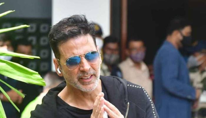 Akshay Kumar steps down as ambassador for Tobacco firm, issues apology Akshay Kumar steps down as ambassador for Tobacco firm, issues apology