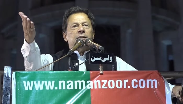 PTI Chairman Imran Khan addressing the partys Lahore jalsa at Minar-e-Pakistan, on April 21, 2022. — YouTube/PTI