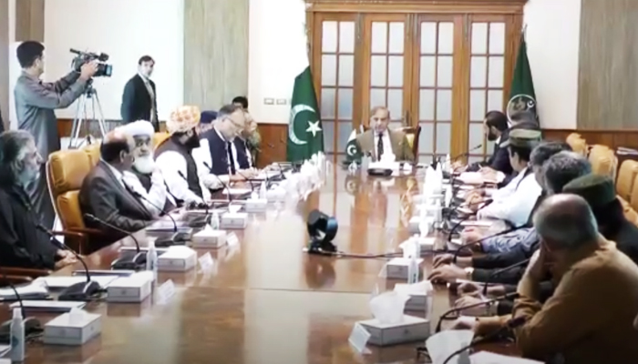 Prime Minister Shehbaz Sharif chairs a meeting to review the administrative situation of Balochistan, on April 23, 2022. — APP