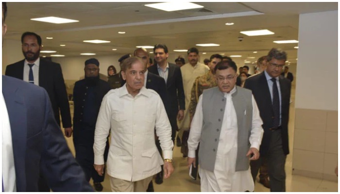 PM Shehbaz Sharif visits PKLI. —Twitter/ @PakPMO