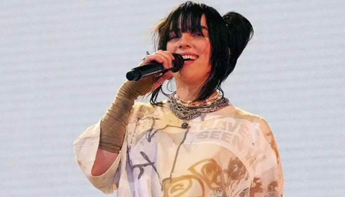 Billie Eilish trips face first during Coachella concert: Watch