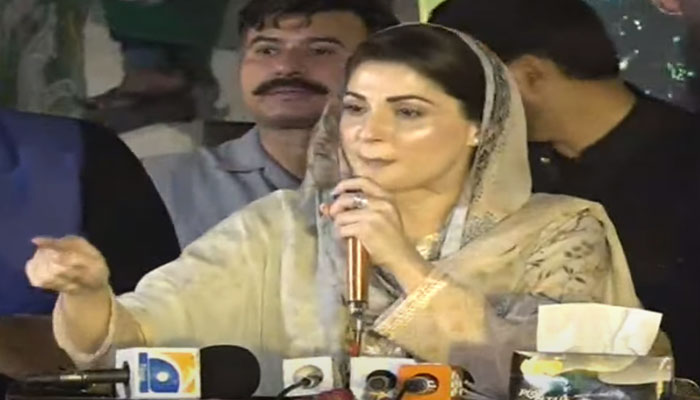 PML-N Vice President Maryam Nawaz addressing a workers convention in the NA-128 constituency of Lahore. — Screengrab/Geo News