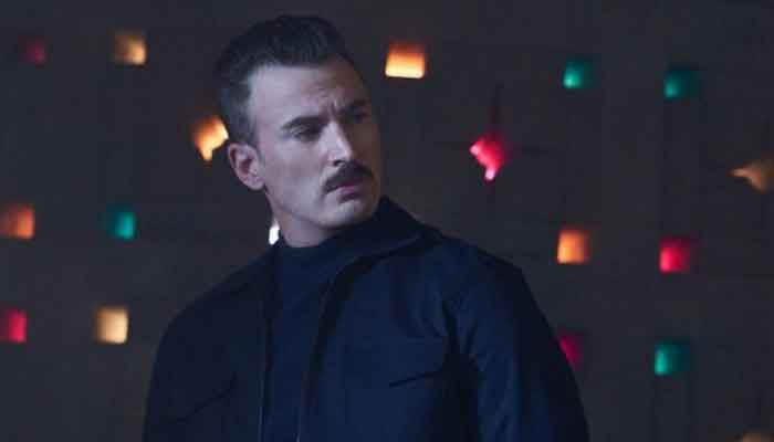 Netflix shares first look at Ryan Gosling, Chris Evans starrer film