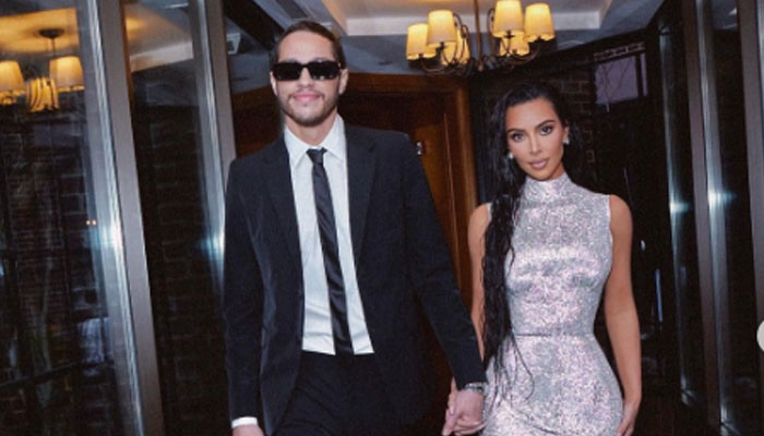 Kim Kardashian delights fans with PDA-filled photos with Pete Davidson from WH Correspondents´ Dinner