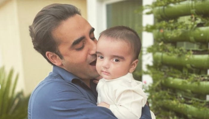 Chairman PPP Bilawal Bhutto with his nephew. Photo— Bilawal Bhutto Instagram