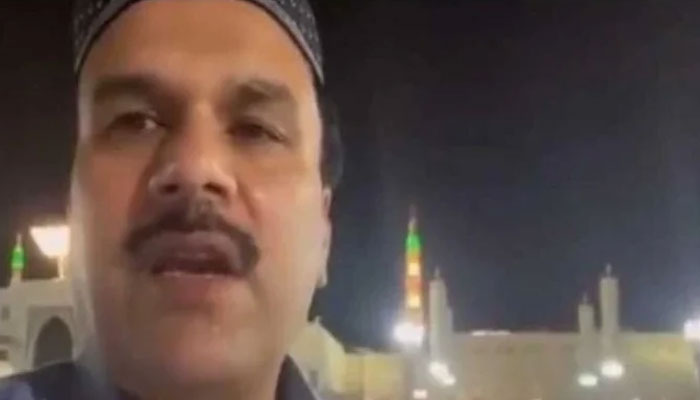 Screengrab from MNA Sheikh Rashid Shafiqs video from Masjid-e-Nabawi (PBUH) after the incident. — Twitter