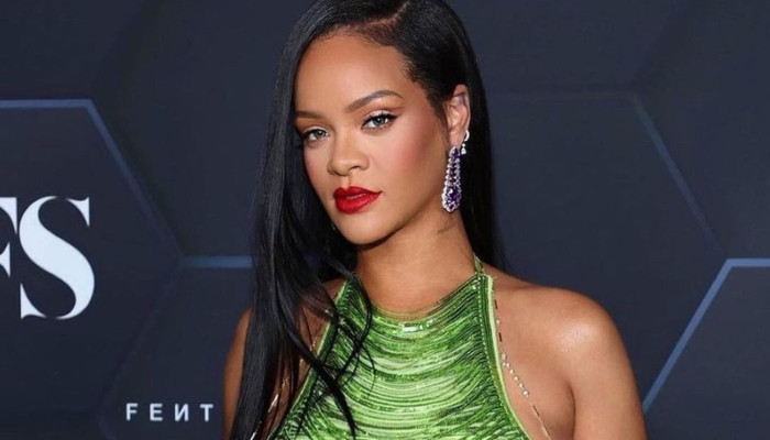 Rihanna yang hamil berbagi sekilas tentang rutinitas perawatan dirinya yang mewah, tonton