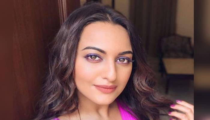 Sonakshi Sinha sparks engagement rumours with cryptic ‘Big day’ post: See pics