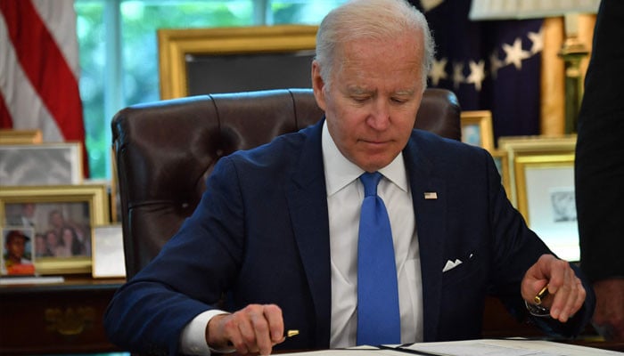 Tanda-tanda Biden mengukur kecepatan pengiriman senjata AS ke Ukraina