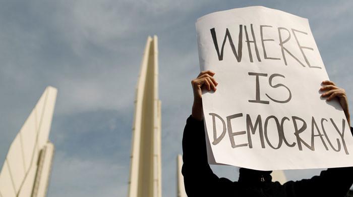 In Pakistan’s digitally-enhanced democracy, does Imran Khan have an advantage?